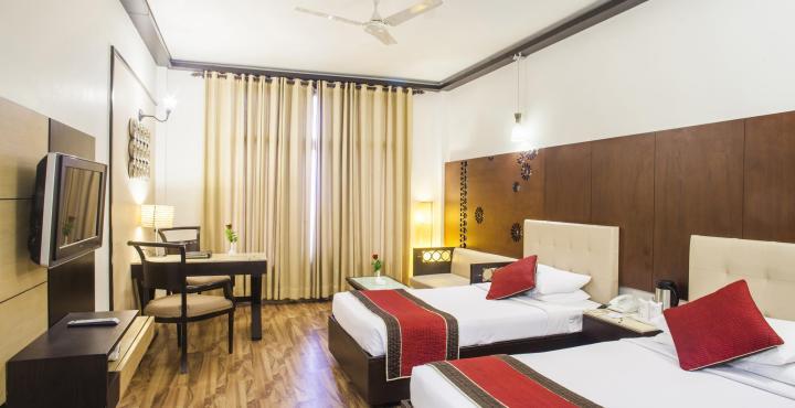 Hotel Maharaja Regency Ludhiana Luaran gambar