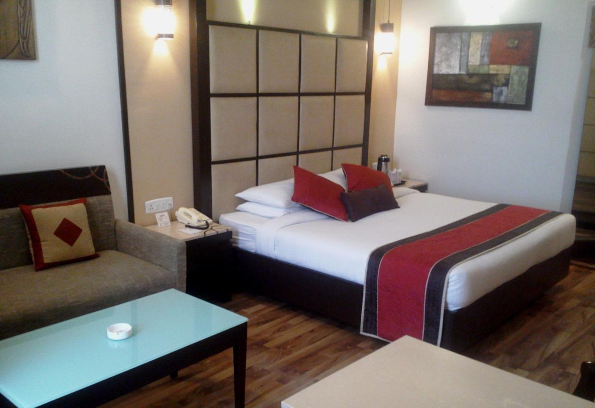 Hotel Maharaja Regency Ludhiana Luaran gambar