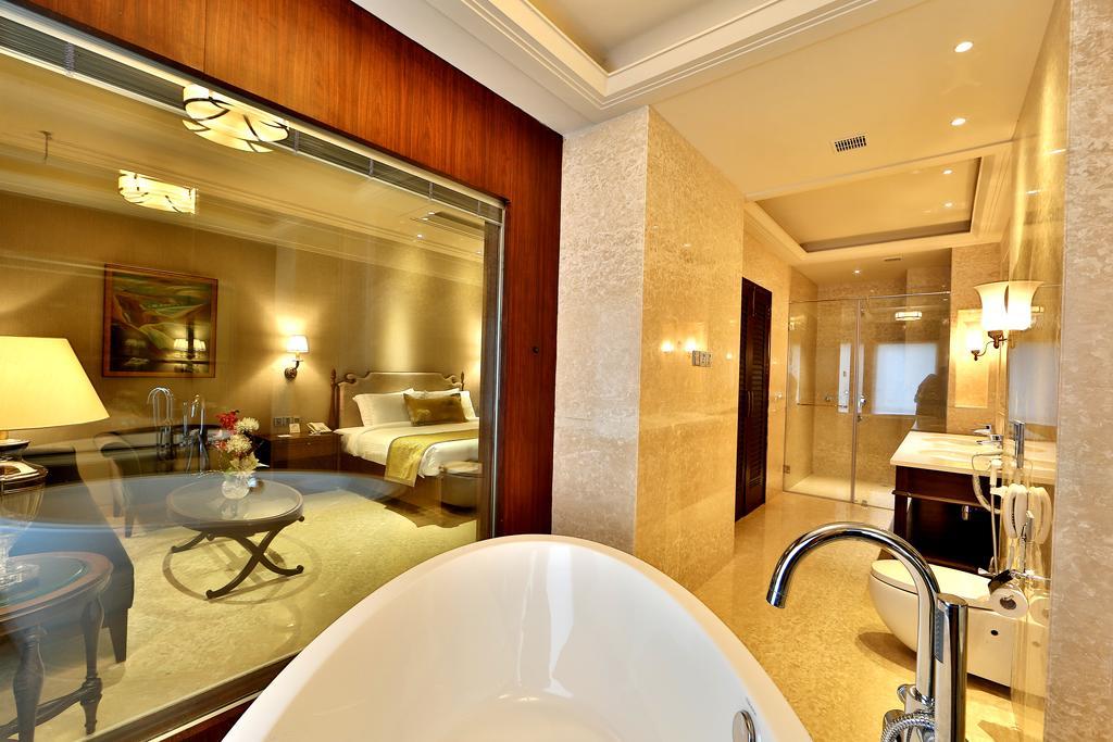 Hotel Maharaja Regency Ludhiana Luaran gambar