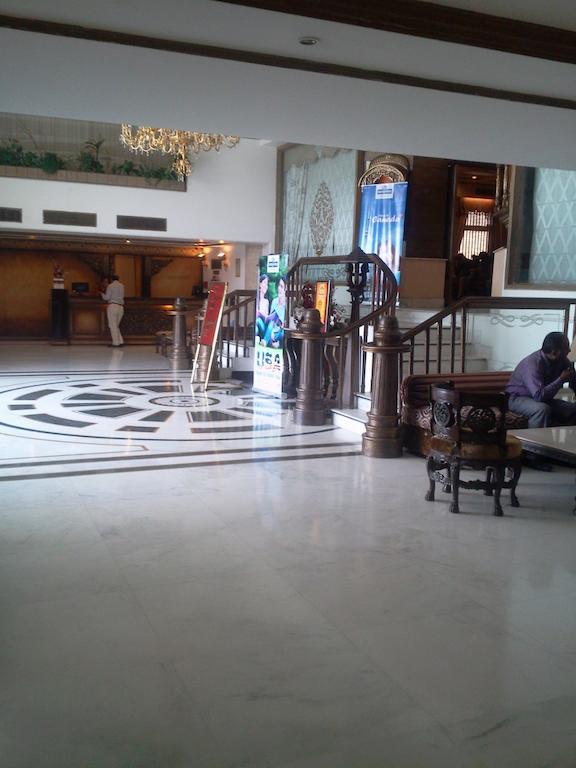 Hotel Maharaja Regency Ludhiana Luaran gambar