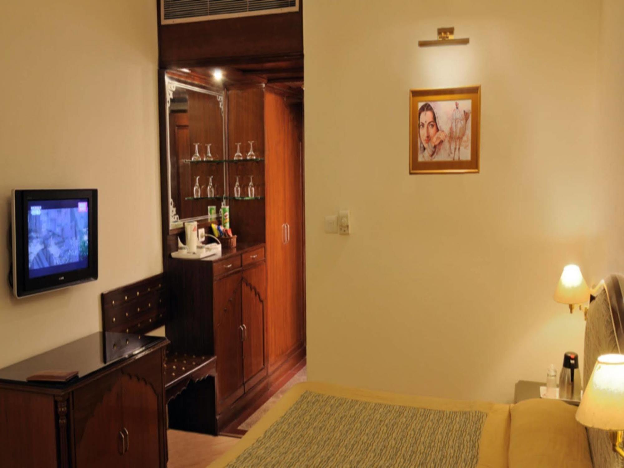 Hotel Maharaja Regency Ludhiana Luaran gambar