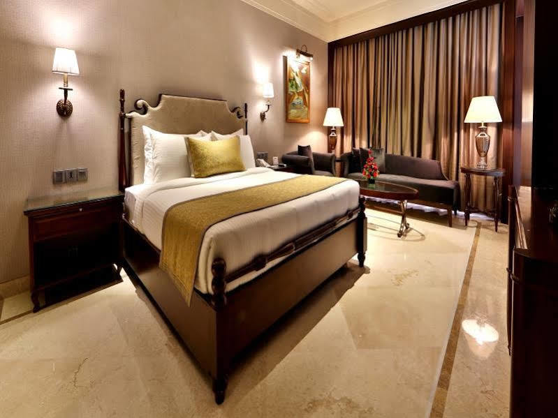Hotel Maharaja Regency Ludhiana Luaran gambar